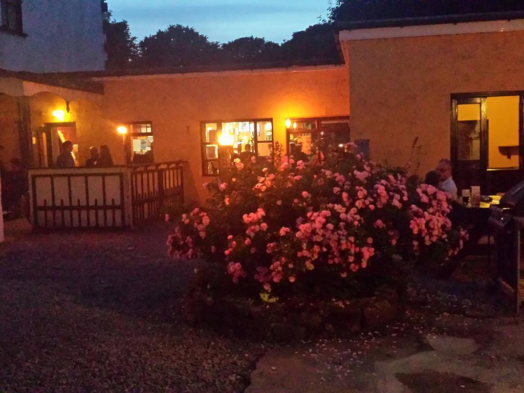 The Valley House Room photo